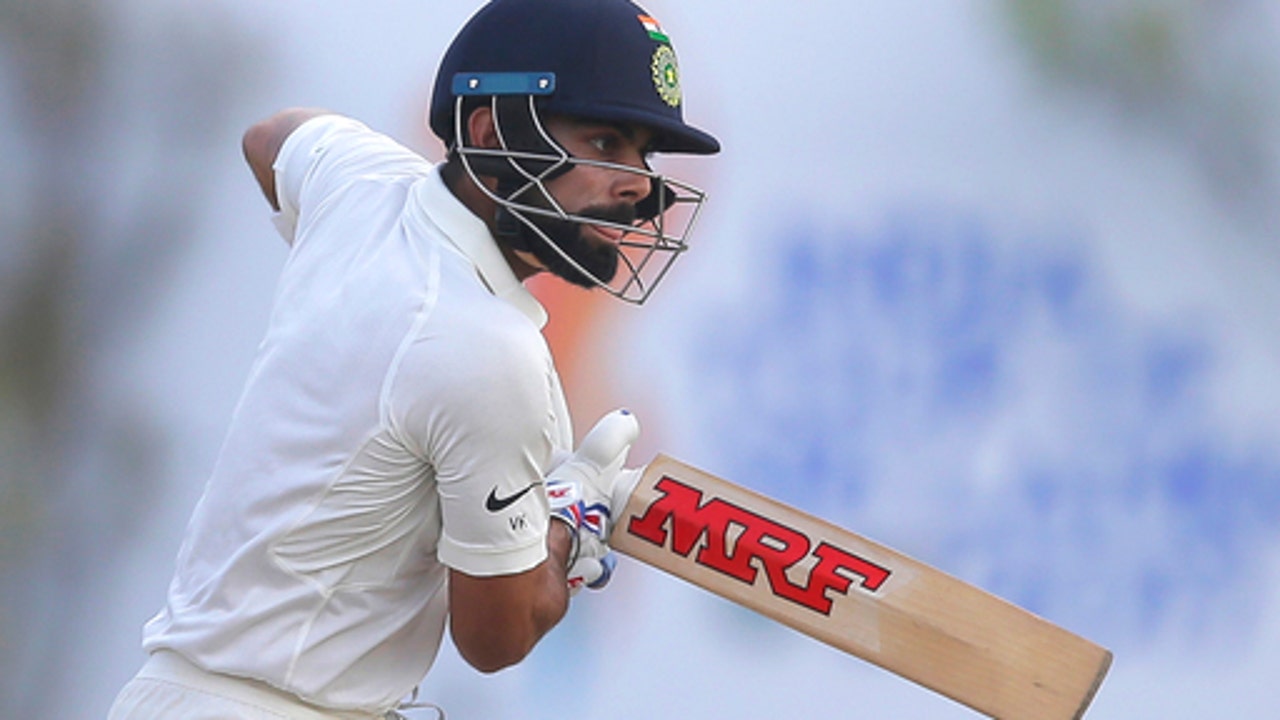 Mukund, Kohli push India lead to 498 in 1st test v Sri Lanka
